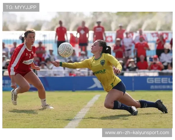 成都蓉城严斥球迷恶意涂鸦 承诺依规重罚维护赛事文明