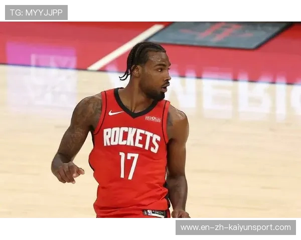 斯通打造 2.04 米巨无霸锋线！乌度卡 14 人轮换颠覆联盟