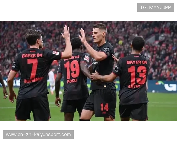 滕哈格力挺希克留队，勒沃库森锋霸遭英超意甲哄抢